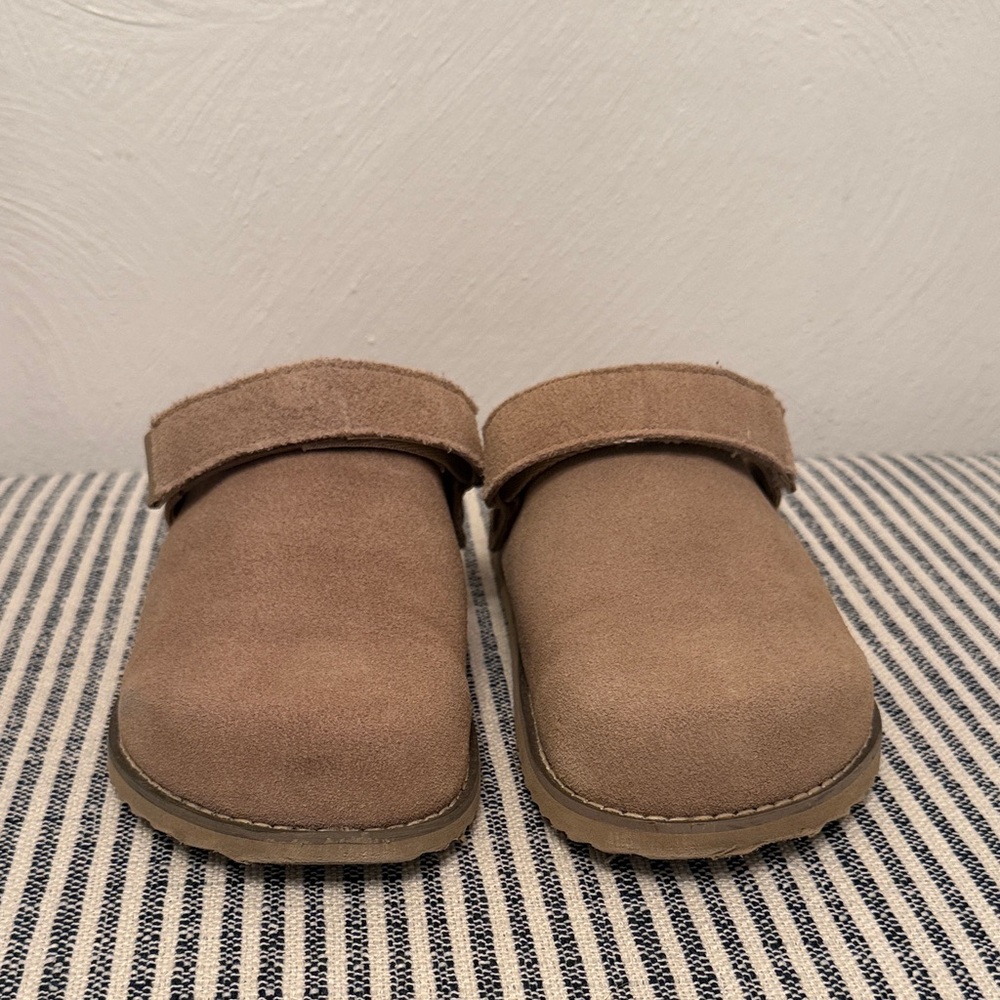 Cushionaire Clogs Size 9 - Picture 2 of 5